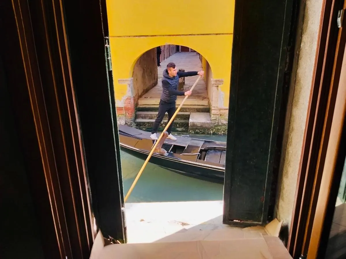 Suite Dream On The River Venice 0*,  Italy
